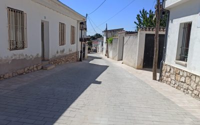 Finalizan las obras de renovación de la calle Cuatro Calles
